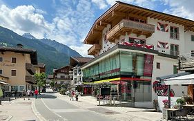 Harakiri Lodgings Und Apresski